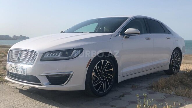 Lincoln MKZ-5
