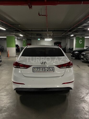 Hyundai Avante 2018, 185,000 km - 1.6 l - Bakı