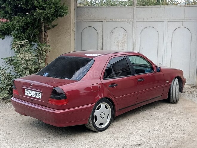 Mercedes C 180 1995, 293,000 km - 1.8 л - Bakı