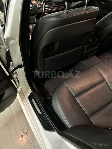 BMW 528 2015, 235,119 km - 2.0 l - Gəncə
