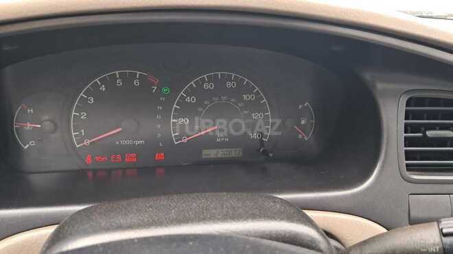 Hyundai Elantra 2001, 270,000 km - 2.0 l - Qəbələ