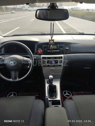 Toyota Corolla 2006, 258,493 km - 1.4 л - Bakı