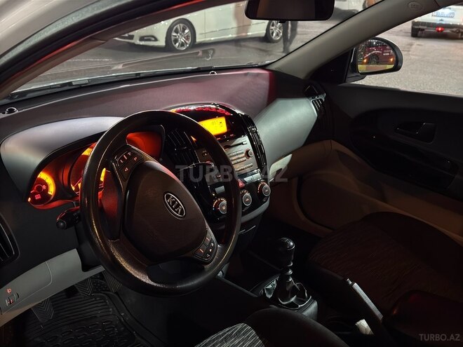 Kia Ceed 2008, 197,000 km - 1.4 л - Bakı