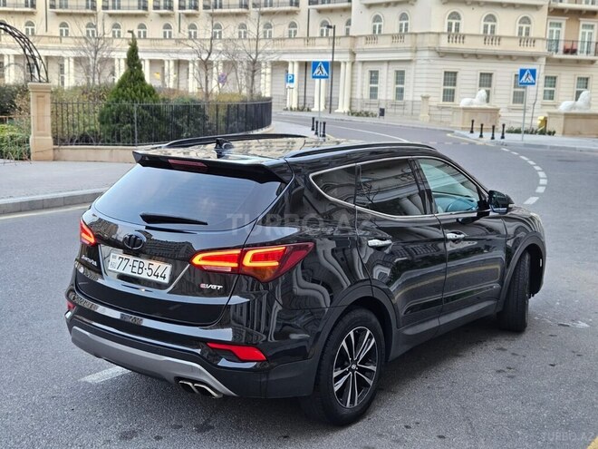 Hyundai Santa Fe-3