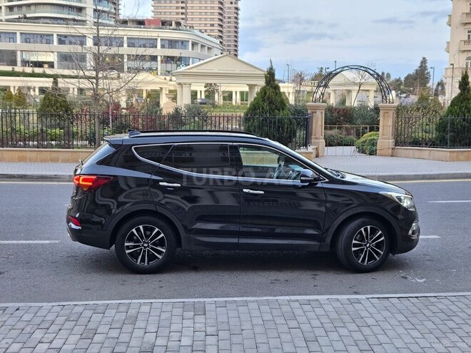 Hyundai Santa Fe-5