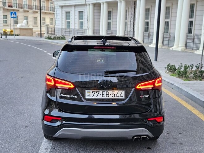 Hyundai Santa Fe-2