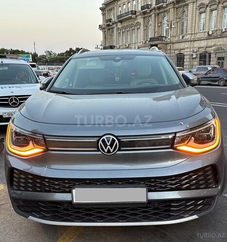 Volkswagen ID.6 X-1