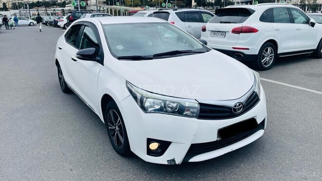 Toyota Corolla 2015, 196,000 km - 1.6 l - Bakı