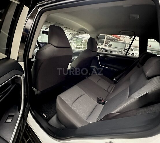 Toyota RAV4 2020, 29,500 km - 2.0 l - Bakı