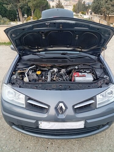 Renault Megane-19