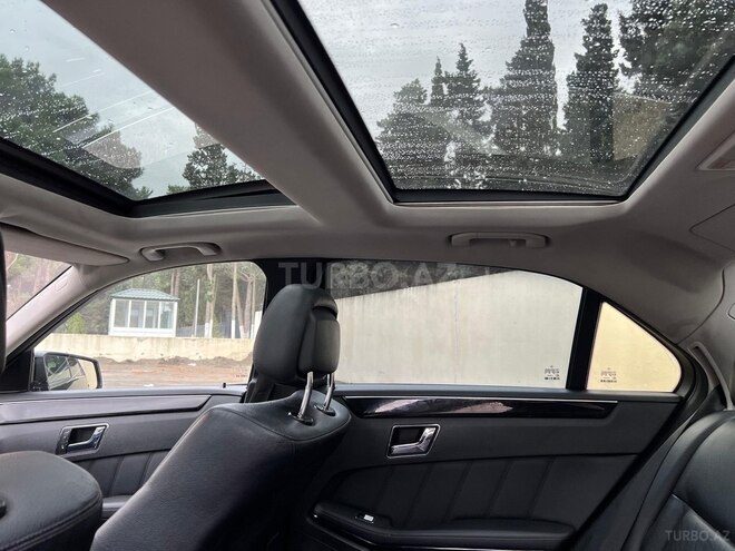 Mercedes E 200 2010, 201,231 km - 1.8 l - Bakı