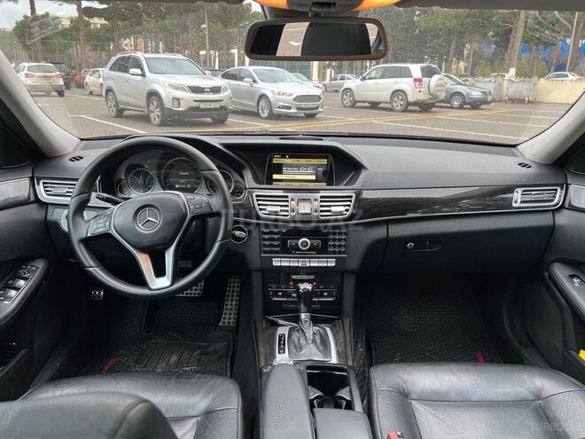 Mercedes E 200 2010, 201,231 km - 1.8 l - Bakı