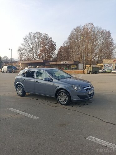 Opel Astra 2006, 264,000 km - 1.3 l - Qazax