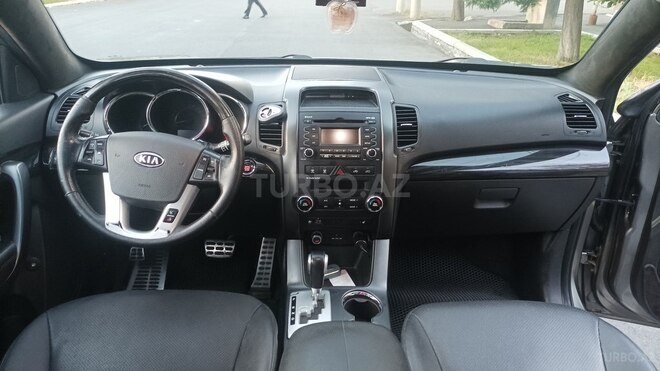 Kia Sorento 2010, 224,000 km - 2.0 l - Qax