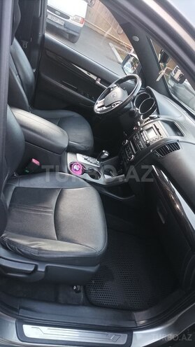 Kia Sorento 2010, 224,000 km - 2.0 l - Qax