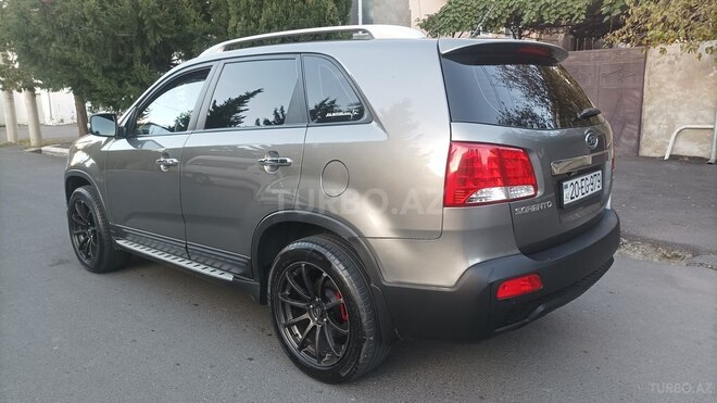 Kia Sorento 2010, 224,000 km - 2.0 l - Qax