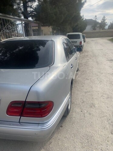 Mercedes C 240 1998, 450,402 km - 2.4 l - Quba