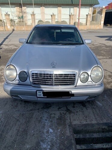 Mercedes C 240 1998, 450,402 km - 2.4 l - Quba