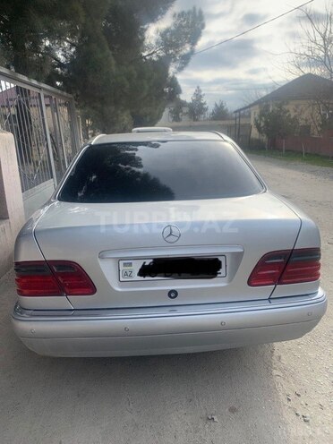Mercedes C 240 1998, 450,402 km - 2.4 l - Quba
