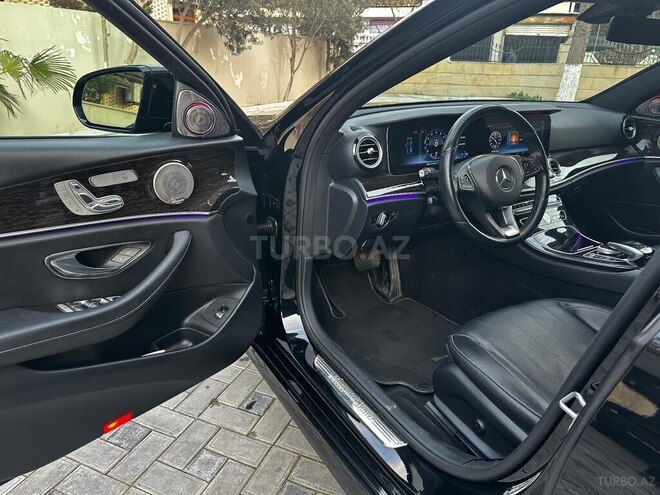 Mercedes E 300 2017, 220,000 km - 2.0 l - Bakı