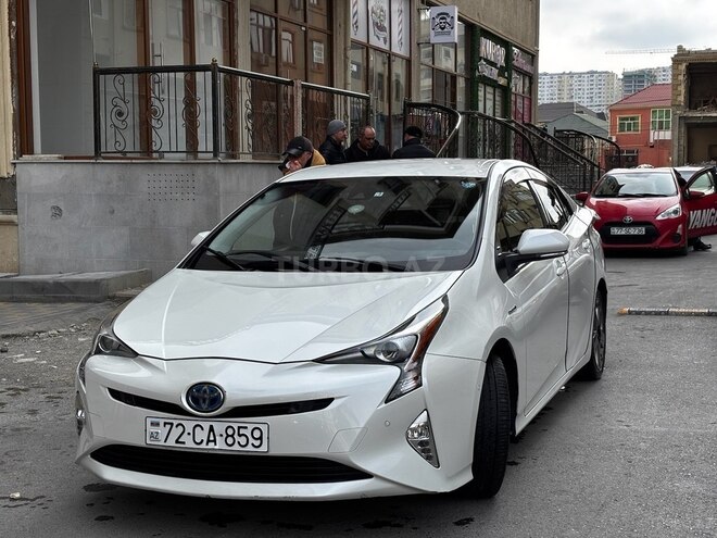 Toyota Prius 2016, 245,000 km - 1.8 л - Bakı