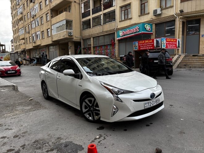 Toyota Prius 2016, 245,000 km - 1.8 л - Bakı