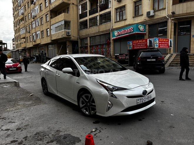 Toyota Prius 2016, 245,000 km - 1.8 л - Bakı