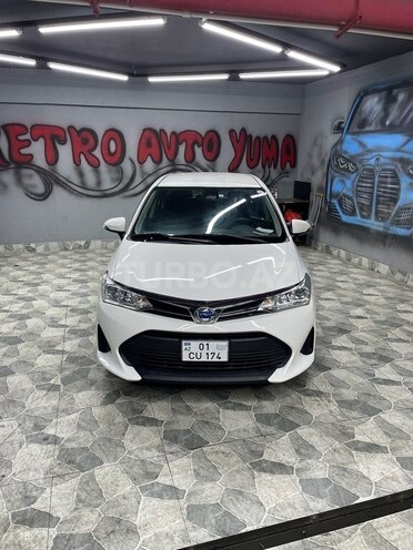 Toyota Corolla Fielder-2
