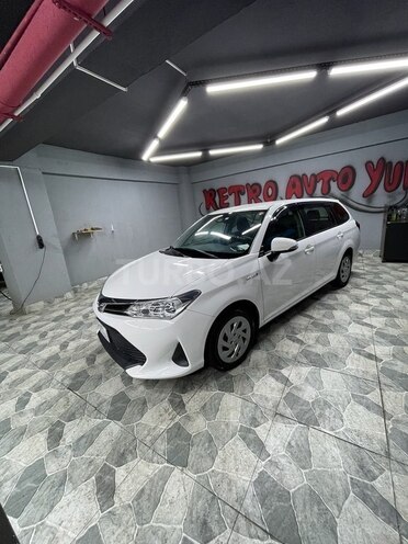 Toyota Corolla Fielder-3