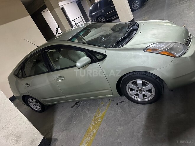 Toyota Prius-6