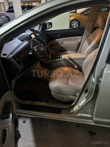 Toyota Prius-14