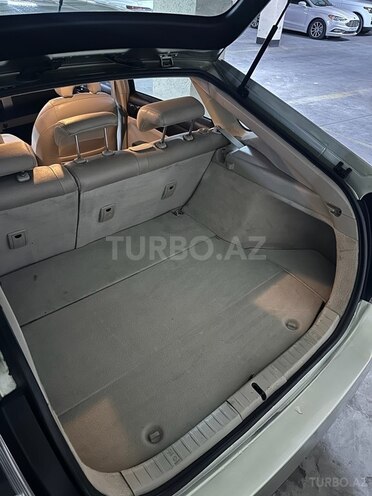 Toyota Prius-11