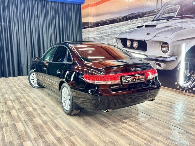Hyundai Grandeur-11