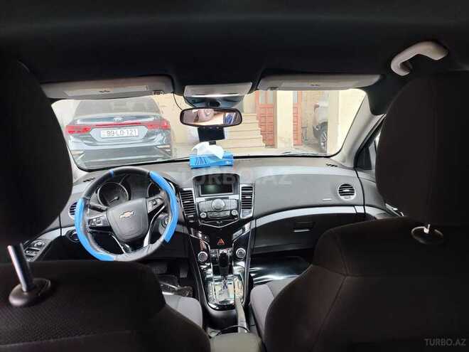 Chevrolet Cruze-10