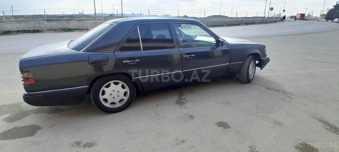 Mercedes E 300 d 1995, 225,000 km - 3.0 l - Bakı