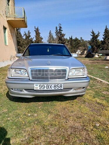 Mercedes C 180 1998, 300,000 km - 1.8 l - Biləsuvar