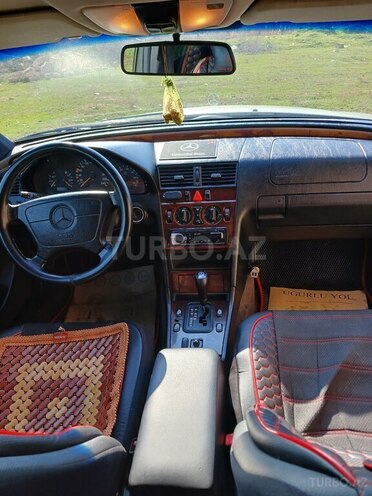 Mercedes C 180 1998, 300,000 km - 1.8 l - Biləsuvar