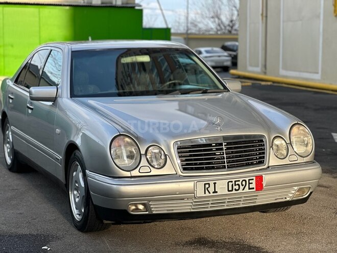 Mercedes E 240 1999, 289,317 km - 2.4 l - Bakı