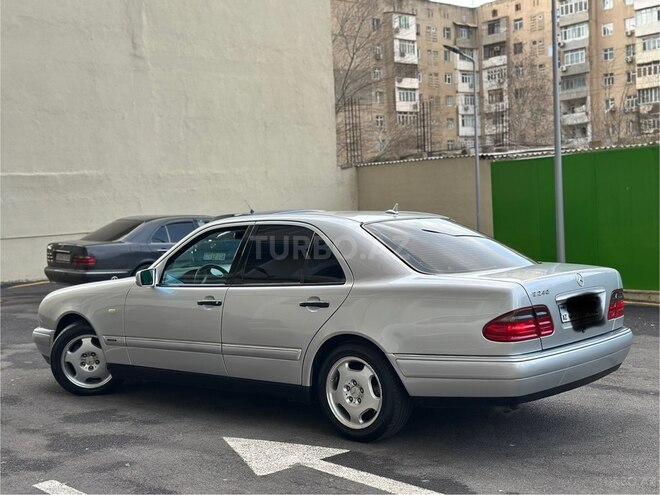 Mercedes E 240 1999, 289,317 km - 2.4 l - Bakı