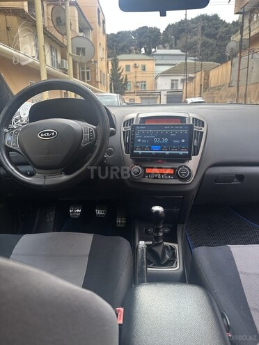 Kia Ceed-8