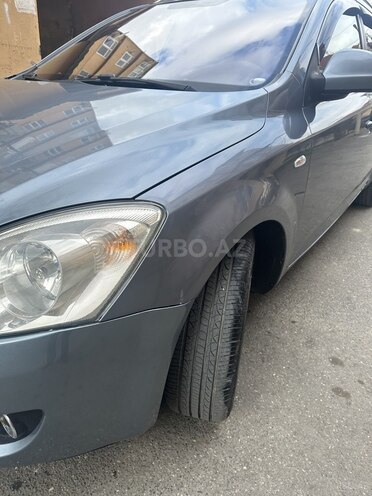 Kia Ceed-16