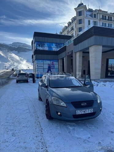Kia Ceed-11