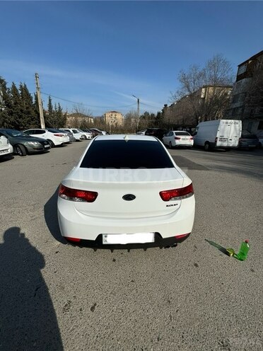 Kia Cerato Koup-2