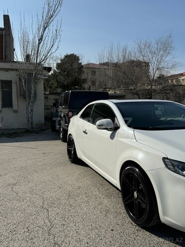 Kia Cerato Koup-4