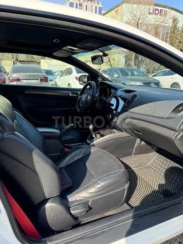 Kia Cerato Koup-9