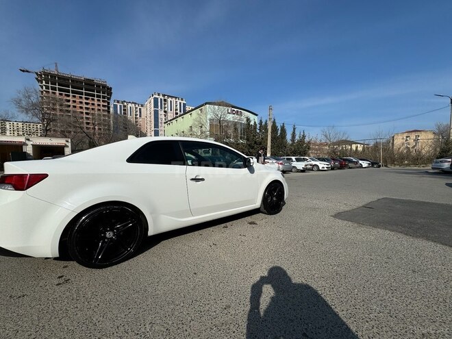 Kia Cerato Koup-8