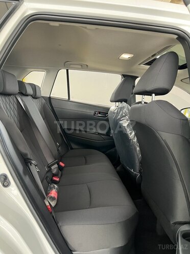 Toyota Corolla Cross-11