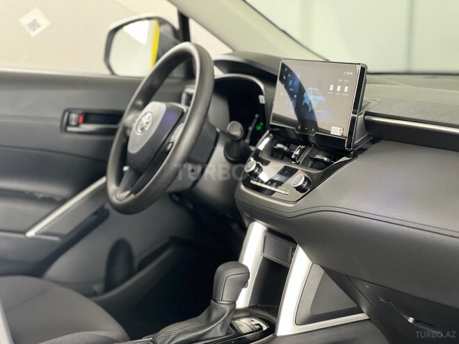 Toyota Corolla Cross-10