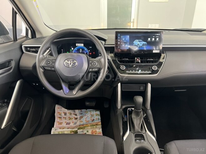 Toyota Corolla Cross-13