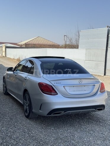 Mercedes C 300 2015, 115,000 km - 2.0 л - Naxçıvan